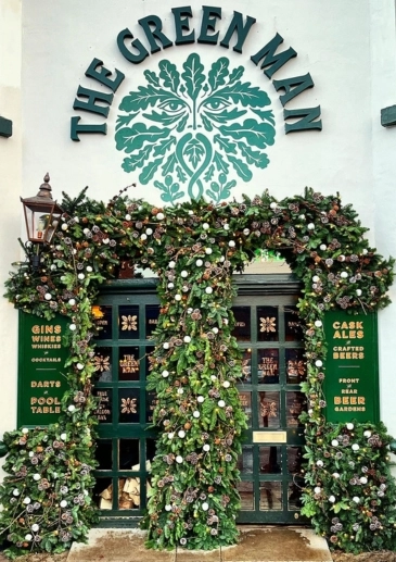 Booker Flowers Christmas Install The Green Man Pub Liverpool